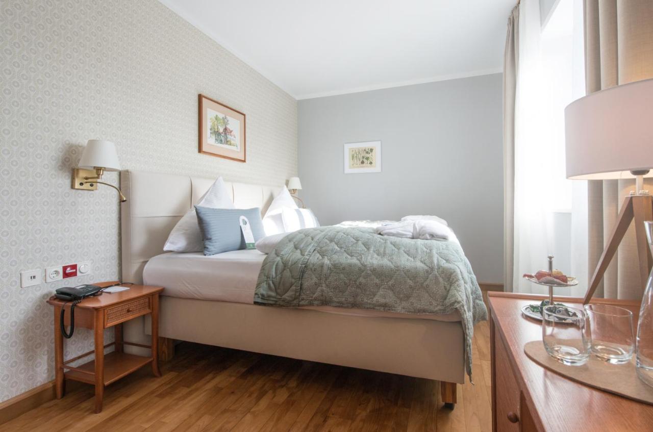 Biohotel Schlossgut Oberambach Zewnętrze zdjęcie