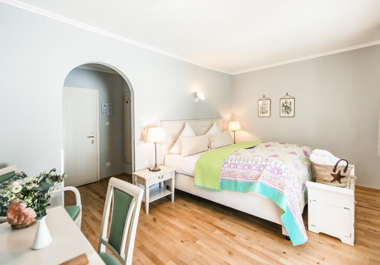 Biohotel Schlossgut Oberambach Zewnętrze zdjęcie